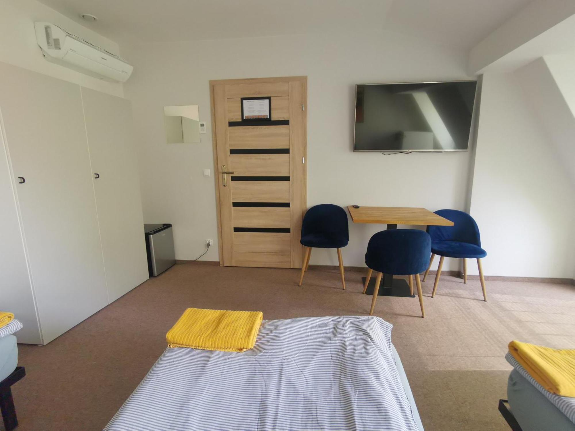 Bemma Apart Hostel Вроцлав Екстер'єр фото