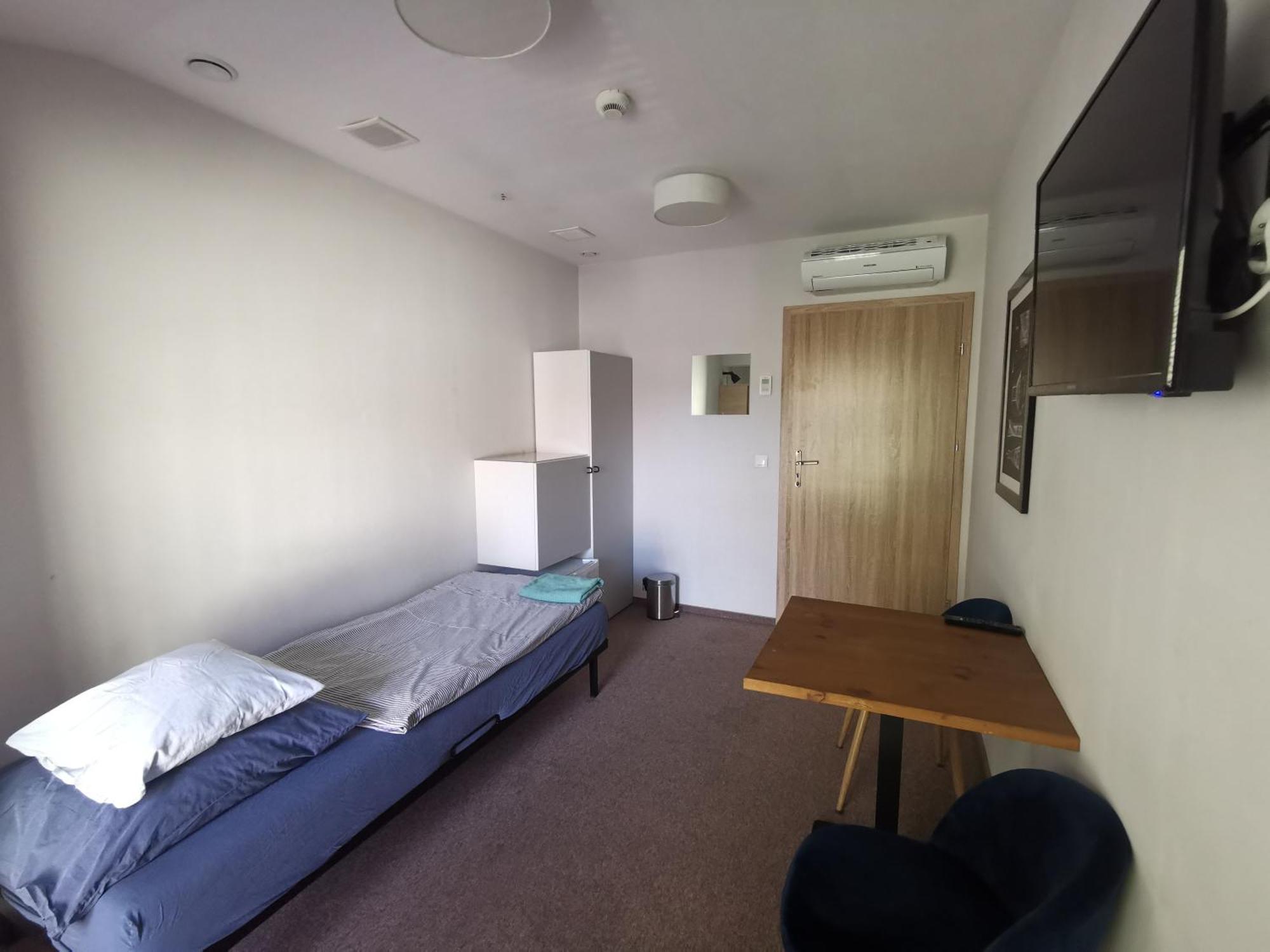Bemma Apart Hostel Вроцлав Екстер'єр фото
